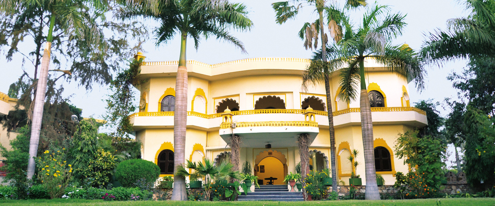 Raj Palace Resort